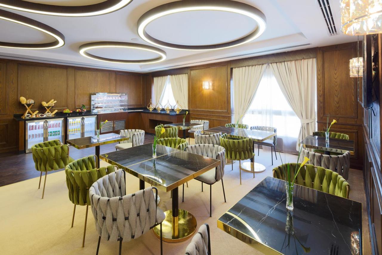 Barcelo Al Jaddaf, Dubai Hotel Exterior photo The lounge at the airport