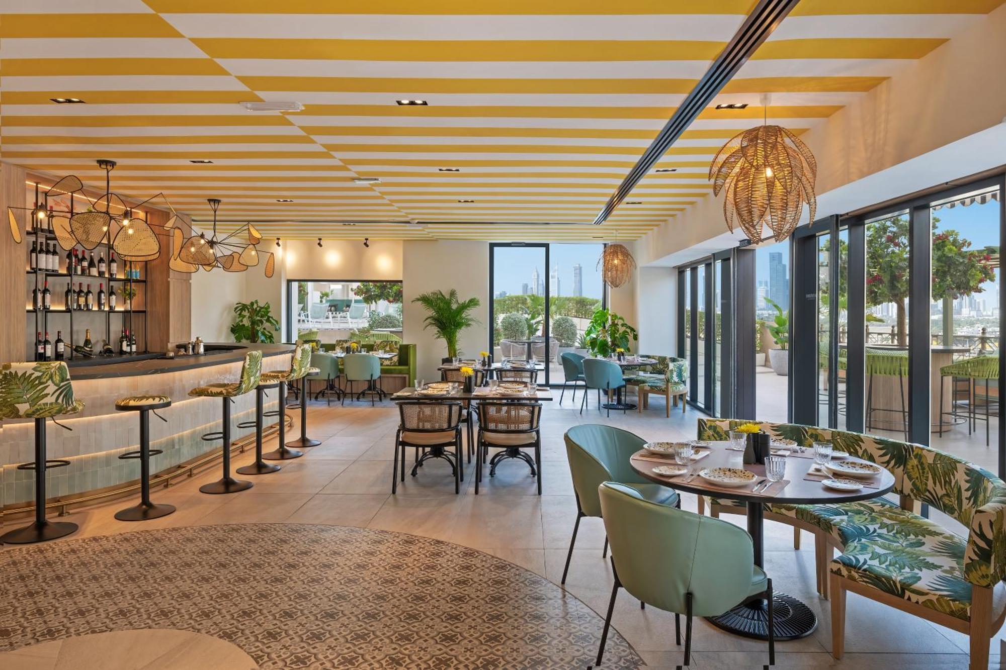 Barcelo Al Jaddaf, Dubai Hotel Exterior photo Interior of the restaurant
